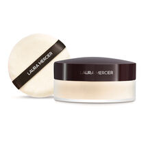 Kit P&oacute; e Aplicador Laura Mercier